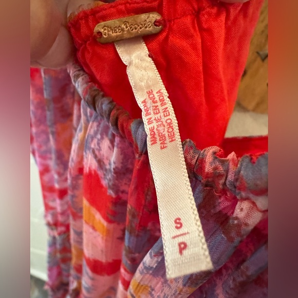 🦋Free People Juliana Tiered Flowy Abstract Chiffon Cherry Combo Maxi Dress🦋 - Picture 9 of 12